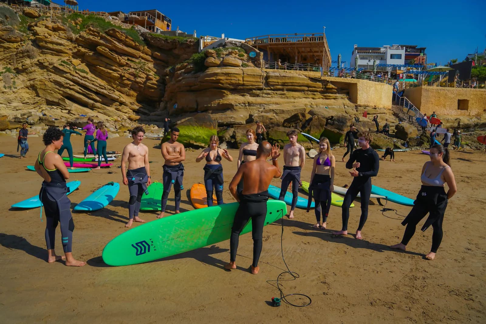 Surf coaching at KAZA Wave